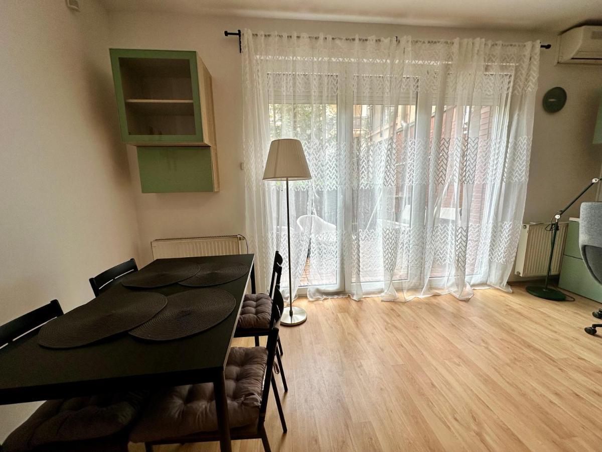 S3 Residences Ilka Studio Serviced Cozy Appartment Boedapest Buitenkant foto